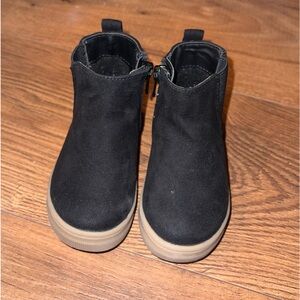 Black Toddler Boots (Gap / Size 5)